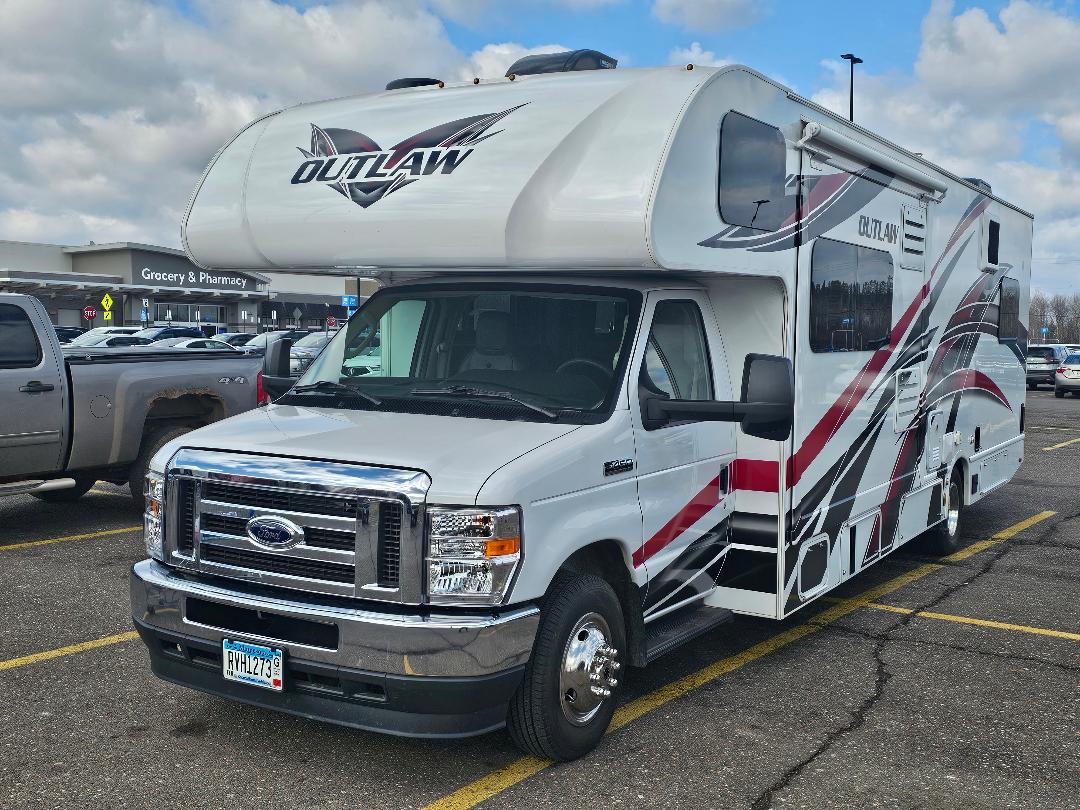 2021 Thor Outlaw 29J RV - Red